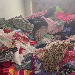 Girls LOT of clothes
